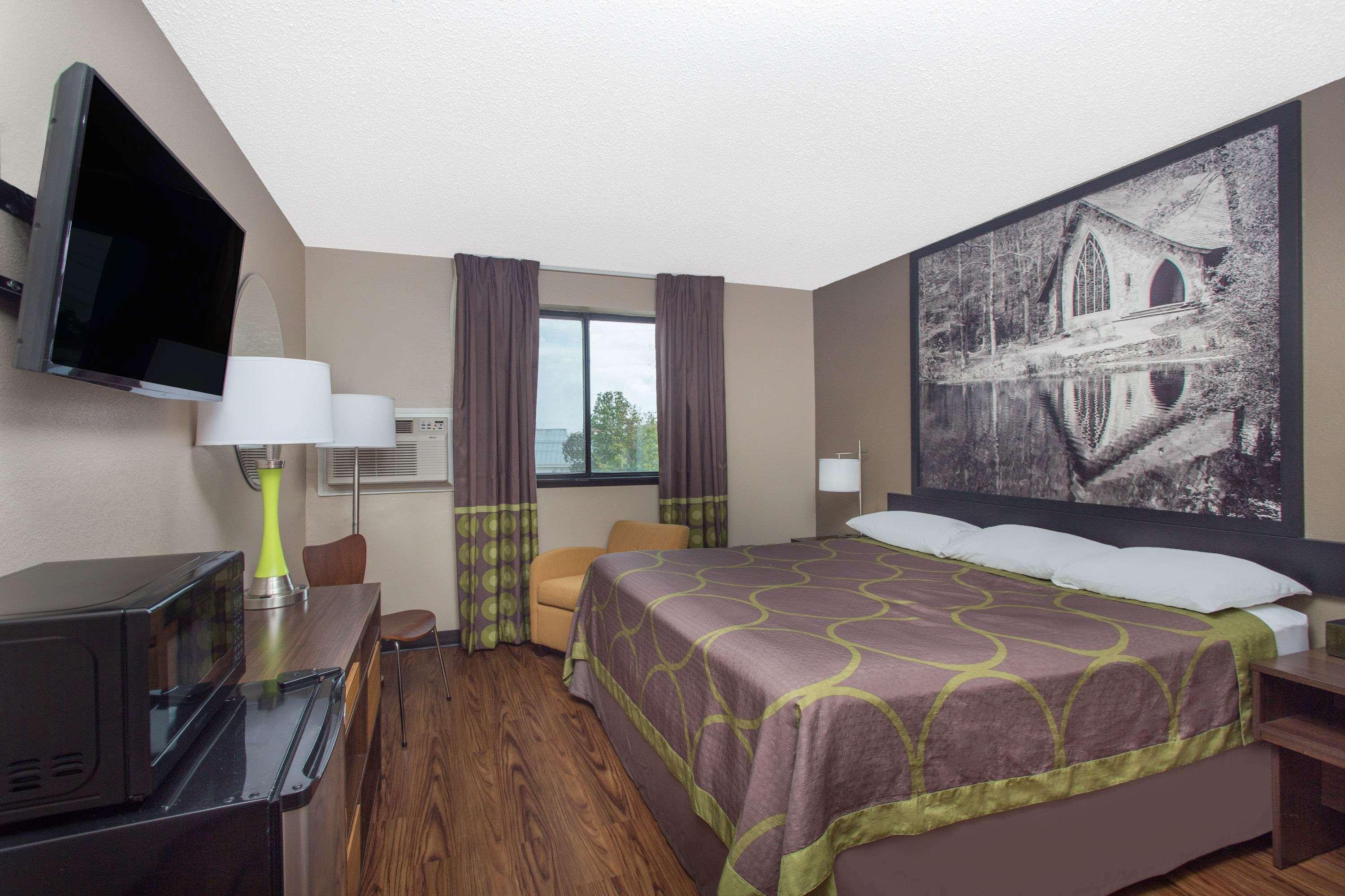 Super 8 By Wyndham Columbus Airport Otel Dış mekan fotoğraf