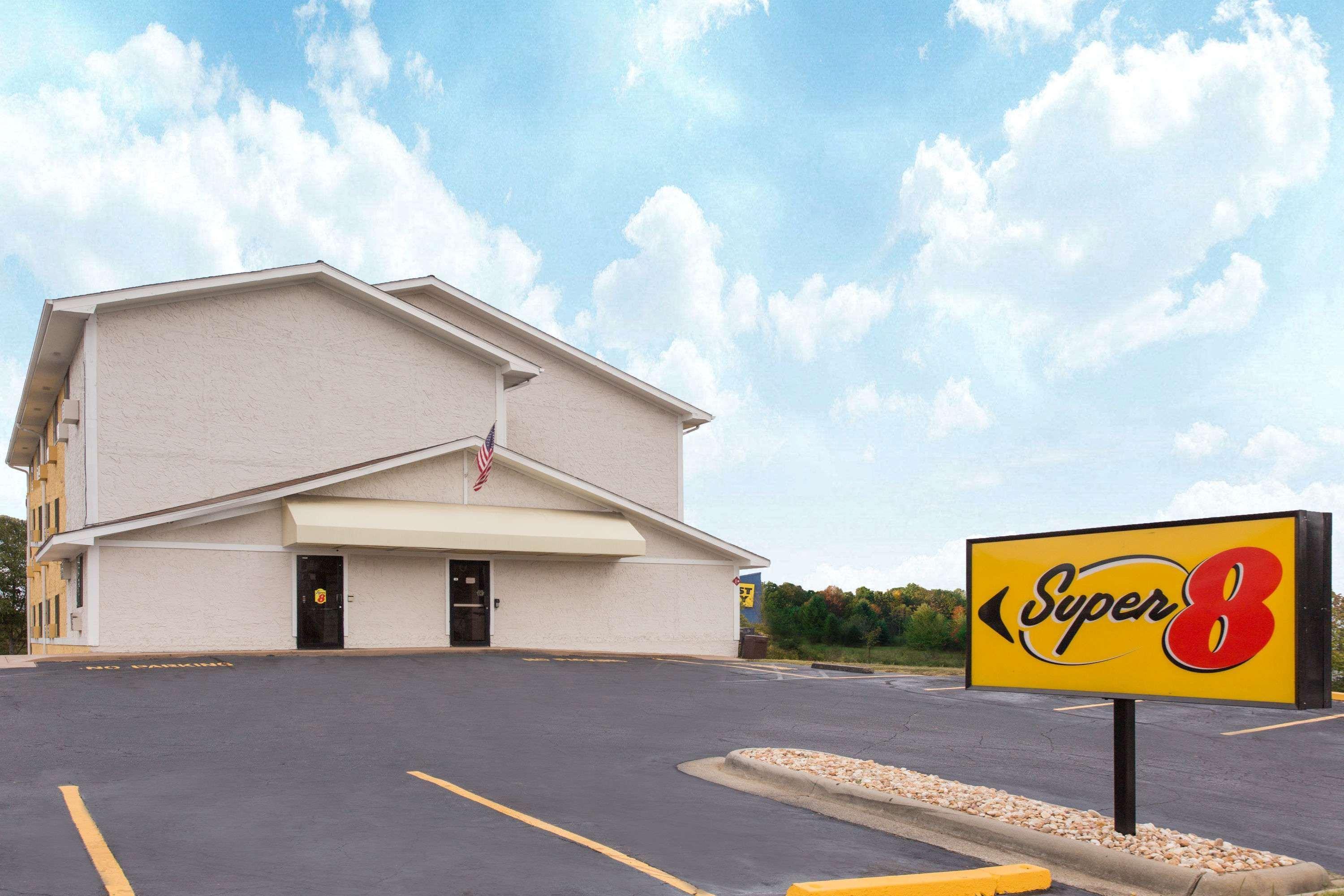 Super 8 By Wyndham Columbus Airport Otel Dış mekan fotoğraf