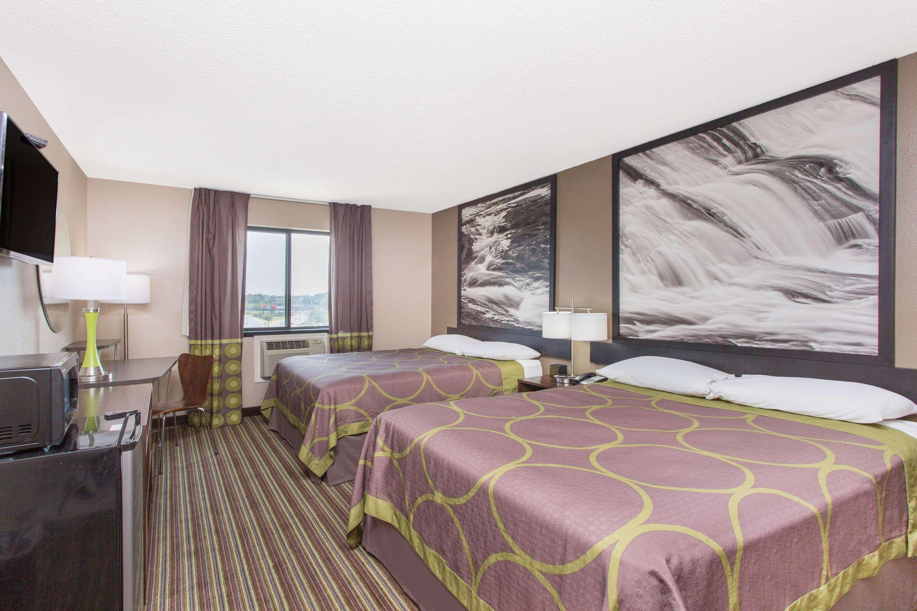Super 8 By Wyndham Columbus Airport Otel Dış mekan fotoğraf
