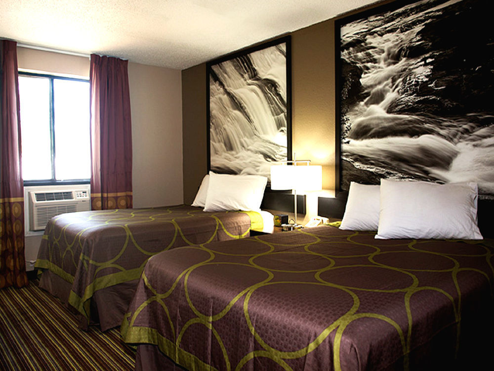 Super 8 By Wyndham Columbus Airport Otel Dış mekan fotoğraf